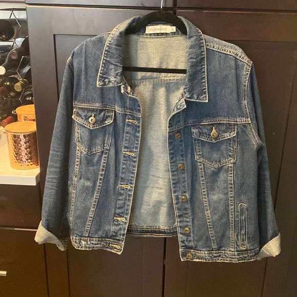 JustFab Slim Trucker Jacket - Picture 1 of 3